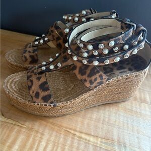 Jimmy Choo Animal Print Wedge Shoes Sandals W/Studs & Pearls 38.5 7.5